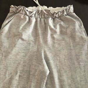 Lululemon joggers size 8